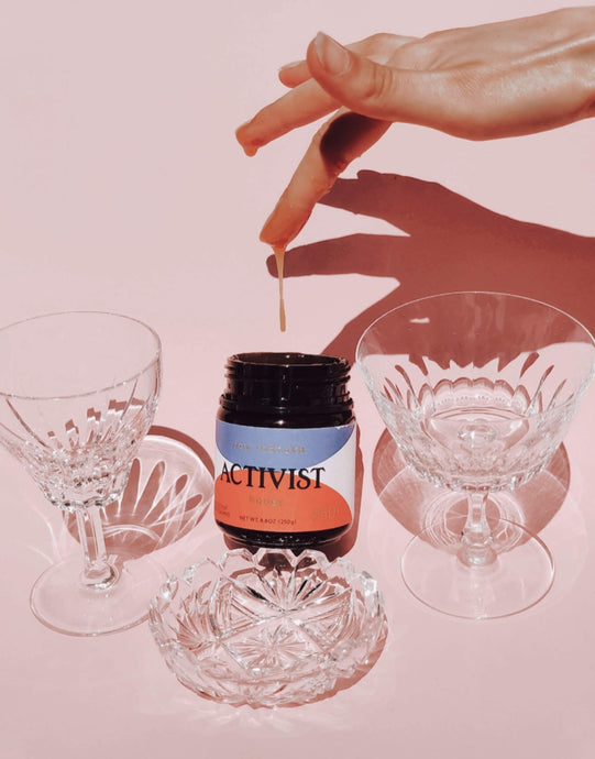 Stilblut's Musings: Liquid Gold aka Manuka Honey – multifunctional Magic in a Jar