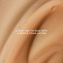 Laden Sie das Bild in den Galerie-Viewer, RADIANT RANI - BRIGHTENING SAFFRON CLEANSER