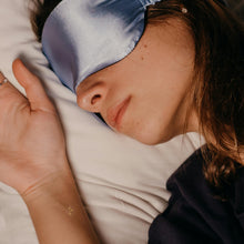 Laden Sie das Bild in den Galerie-Viewer, THE BIG SLEEP - Melatonin Patch - 36PK - gold moon