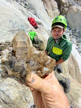 Cargar imagen en el visor de la galería, BE STEADY CRYSTAL DIFFUSER 120 gr + BE STEADY ESSENTIAL OIL 30 ml