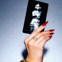 Laden Sie das Bild in den Galerie-Viewer, BEAUTY BY DESIGN Intuitive Beauty Oracle Deck by Mikaela MacLean