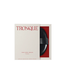 Carica l'immagine nel visualizzatore di Gallery, Ionic Dry Body Brush