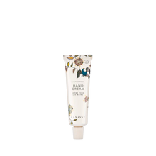 Laden Sie das Bild in den Galerie-Viewer, SACRED ROSE Hand Cream