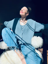 Cargar imagen en el visor de la galería, FREEDOM CASHMERE CARDIGAN - WILD WIND
