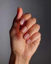 Cargar imagen en el visor de la galería, Vegan Base Coat 15ml -  La Première
